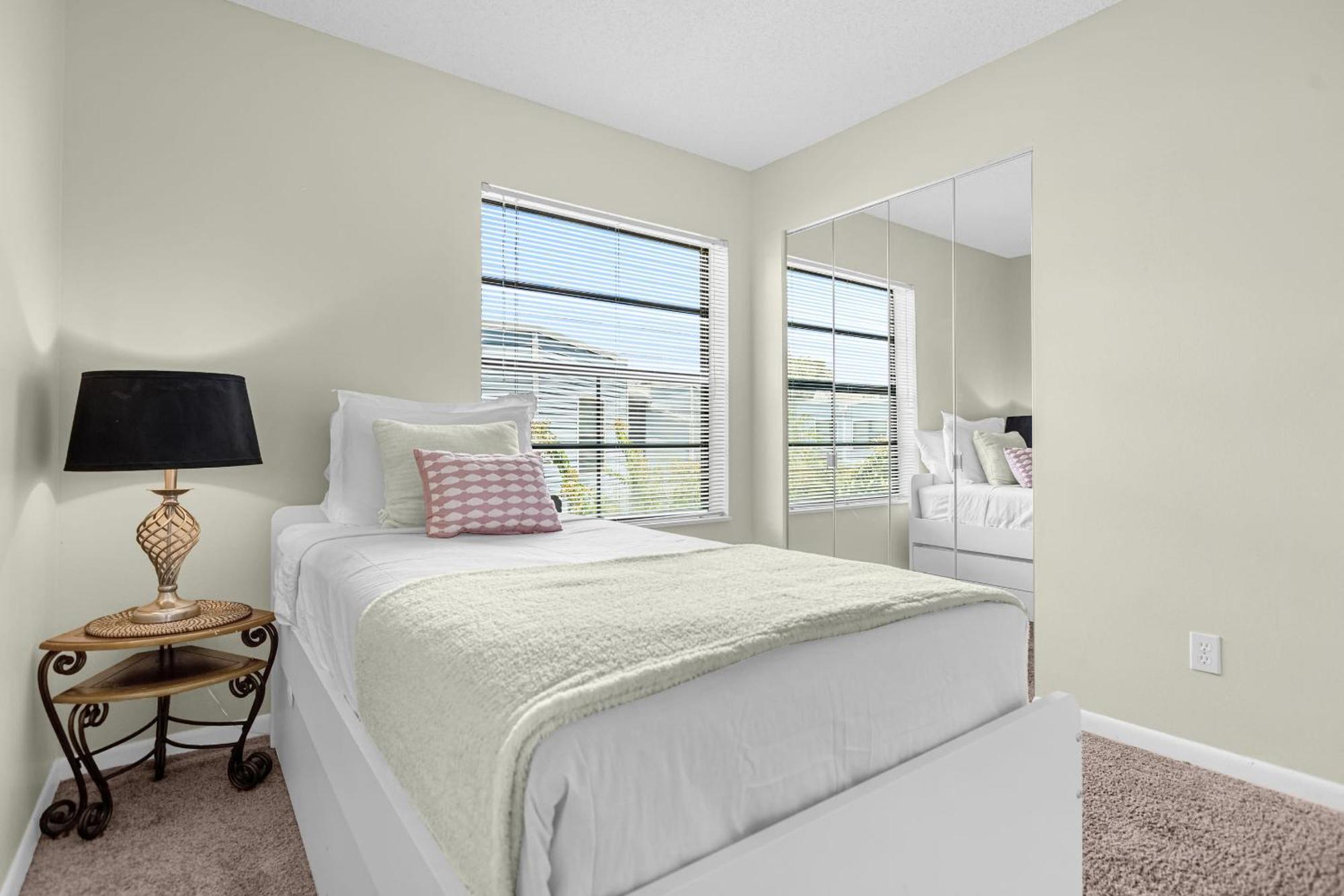Modern Cozy 2Br Condo Near Disney Орландо Экстерьер фото